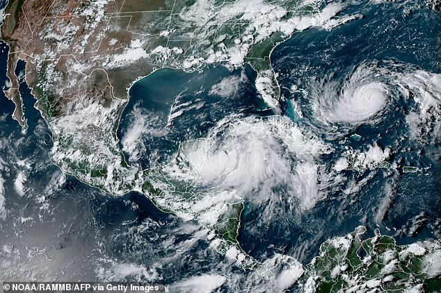 As Hurricane Idalia Nears Florida, Residents Urged to Wrap up Preparations