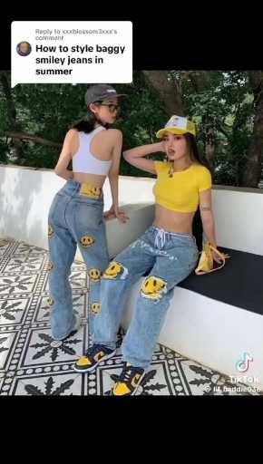 Baggy smiley jeans outfits ideas

Cc: Lil