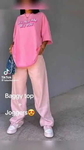 How to style joggers

cc: Luluchetachi

Follow