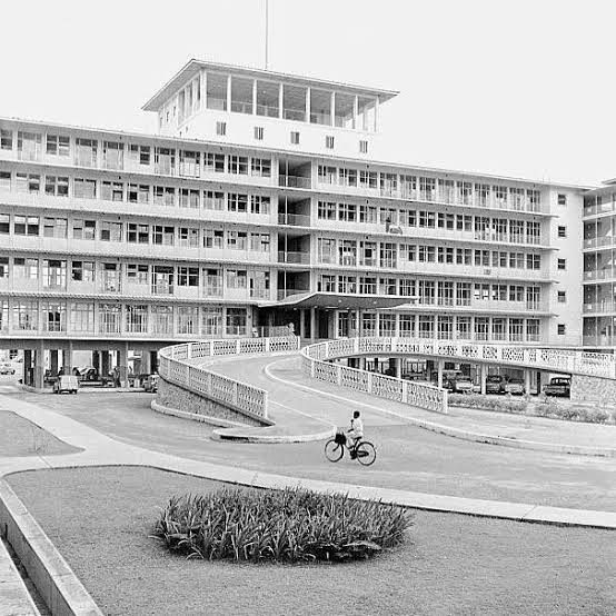  University College Hospital (UCH)