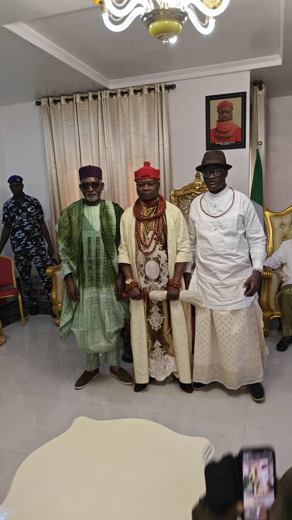 🔁 Omohwovo Rex ReCircled: Nigerian Foreign Affairs Minister, His Excellency Ambassador Yusuf Maitama Tuggar Pays Condolences Visit to Chief Broderick Arigbodi 