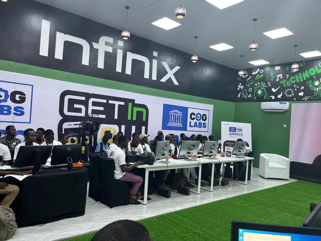 Infinix partners UNESCO to empower UI students with AI, robotics training