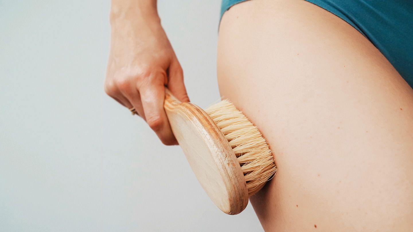 Day 23: A Guide to Dry Brushing: Benefits for Skin and Circulation 