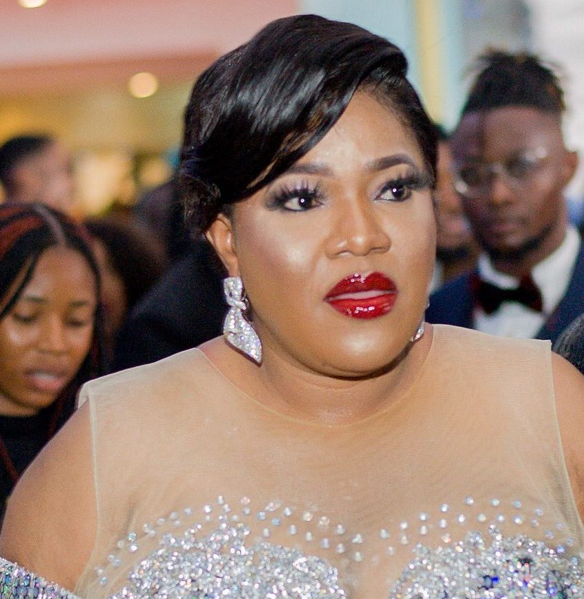 Alakada Bad and Boujee: Netizens slam Toyin Abraham for 'No gifts' comment