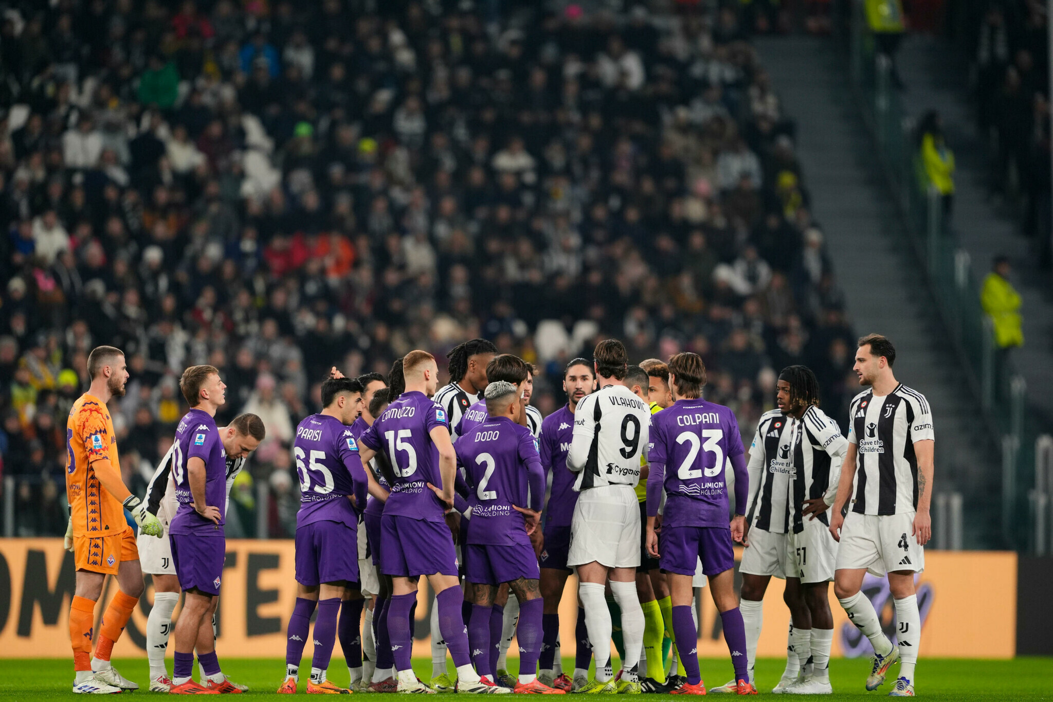 Juve game interrupted after fans abuse Vlahovic