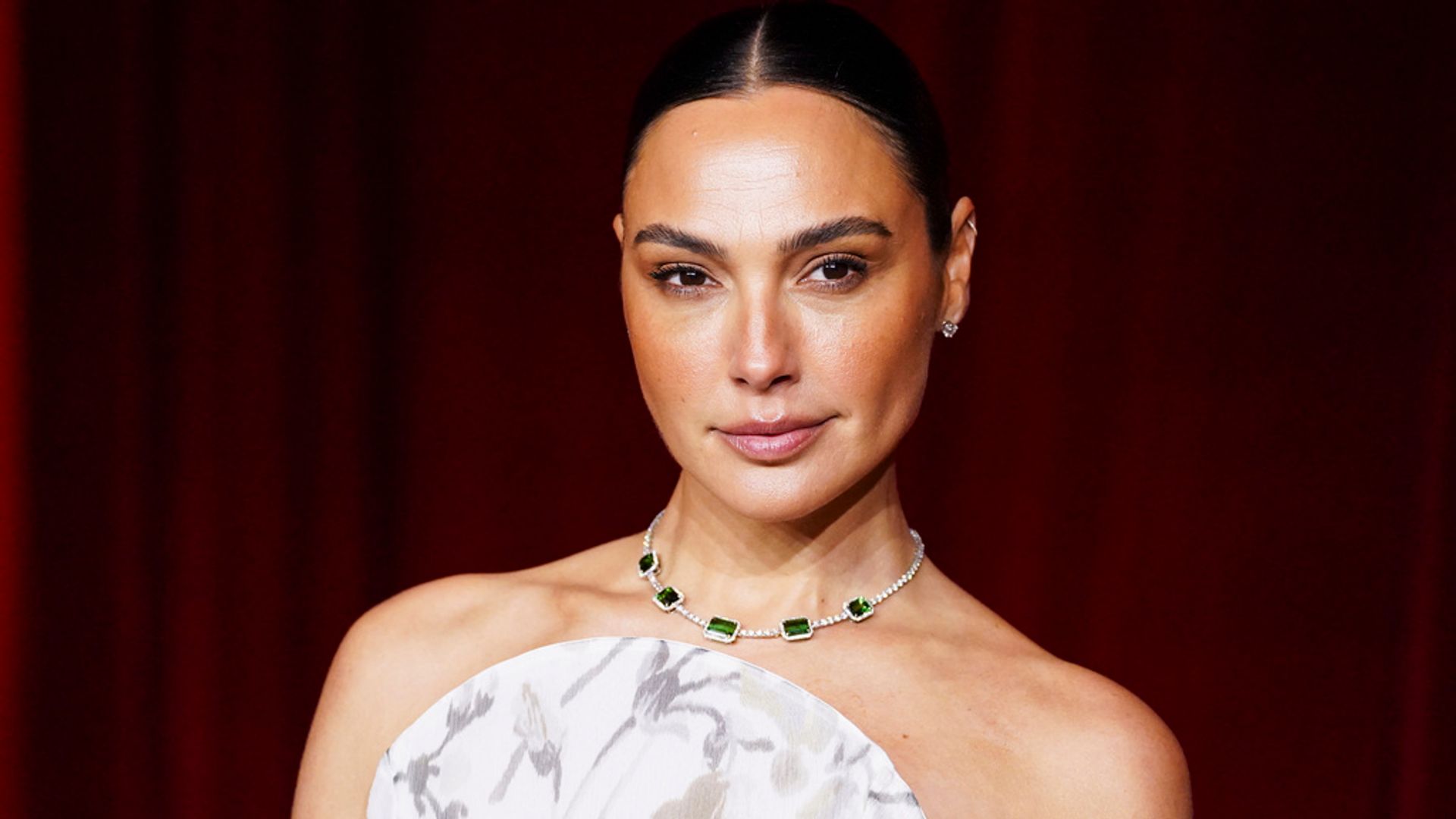 Gal Gadot had emergency surgery to remove brain blood clot while 8 months pregnant