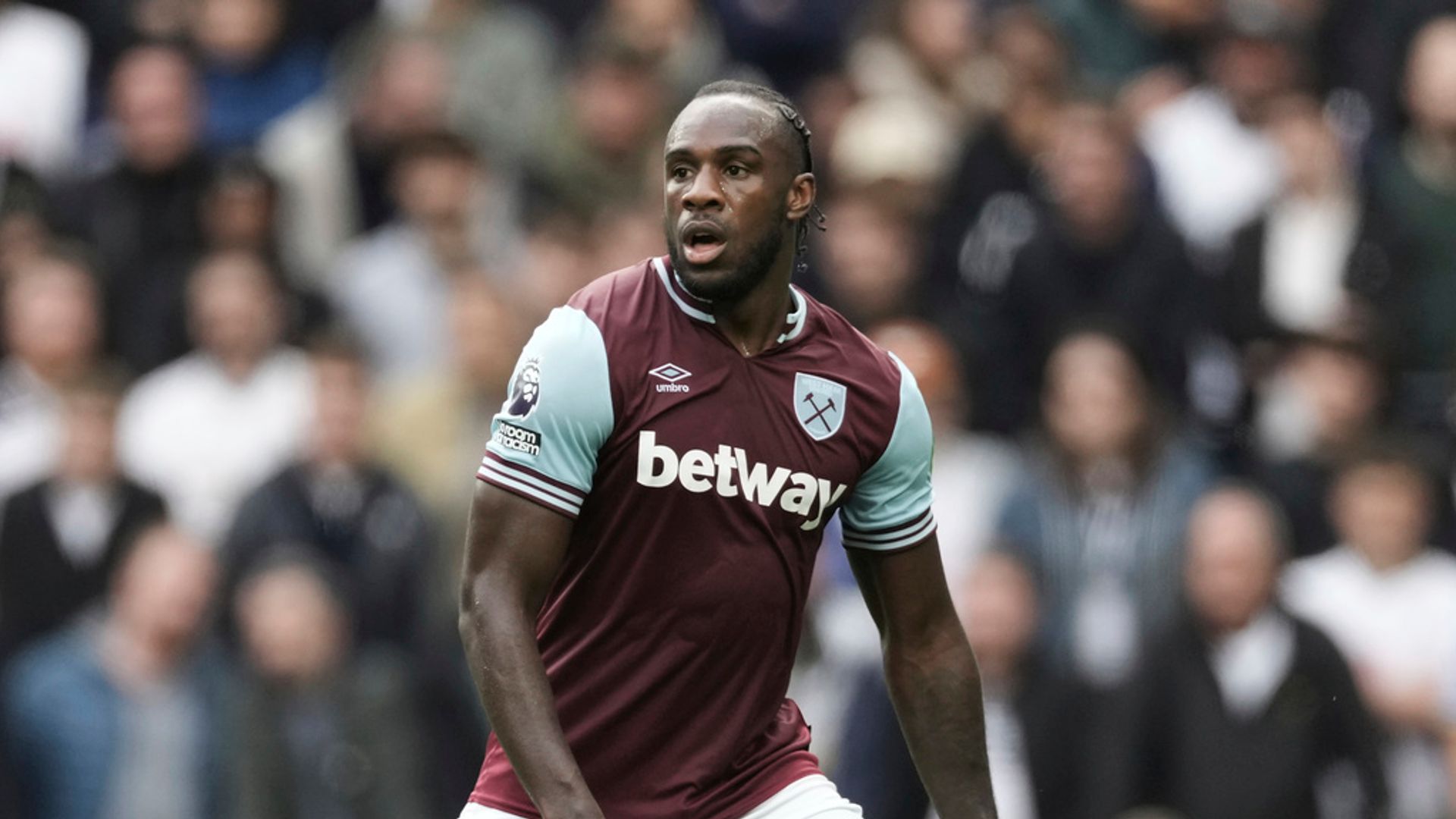 West Ham striker Michail Antonio thankful for 'being alive' after leaving hospital