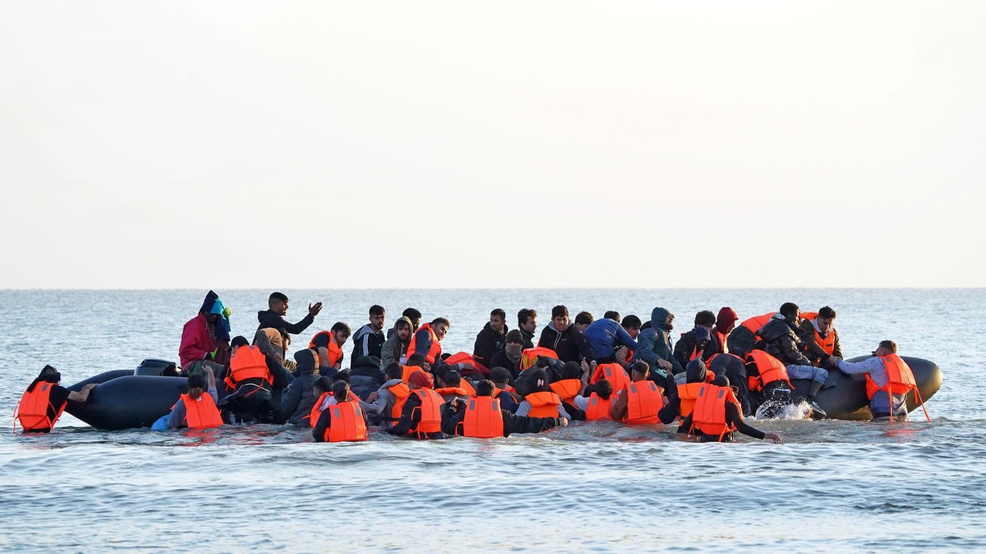 Number of migrants who crossed Channel in 2024 up 25% on previous year