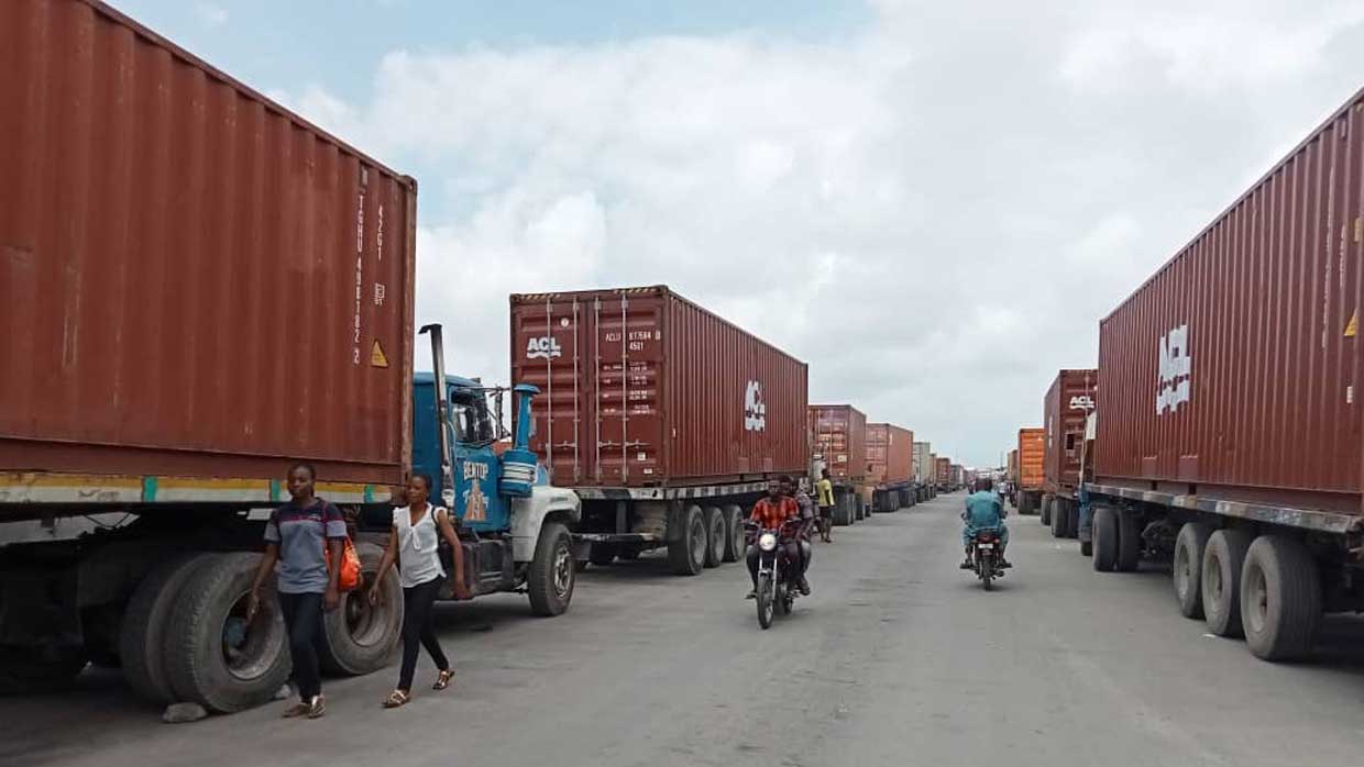 Stakeholders seek terminal operation reform to end port corruption