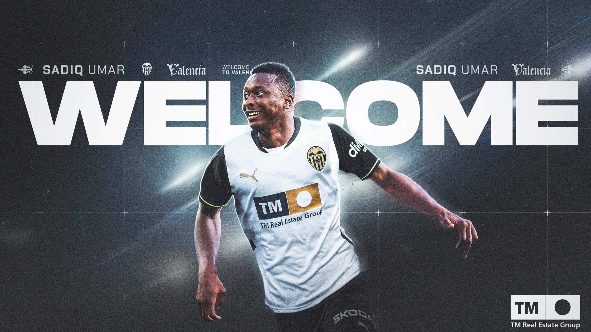 Umar Sadiq completes loan move to Valencia