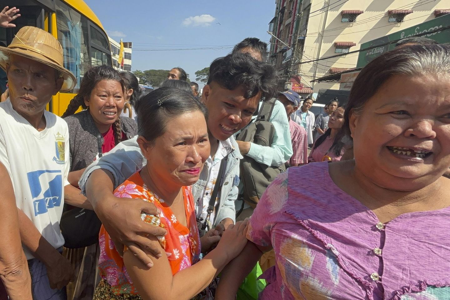 Myanmar releases thousands of prisoners to mark Independence Day