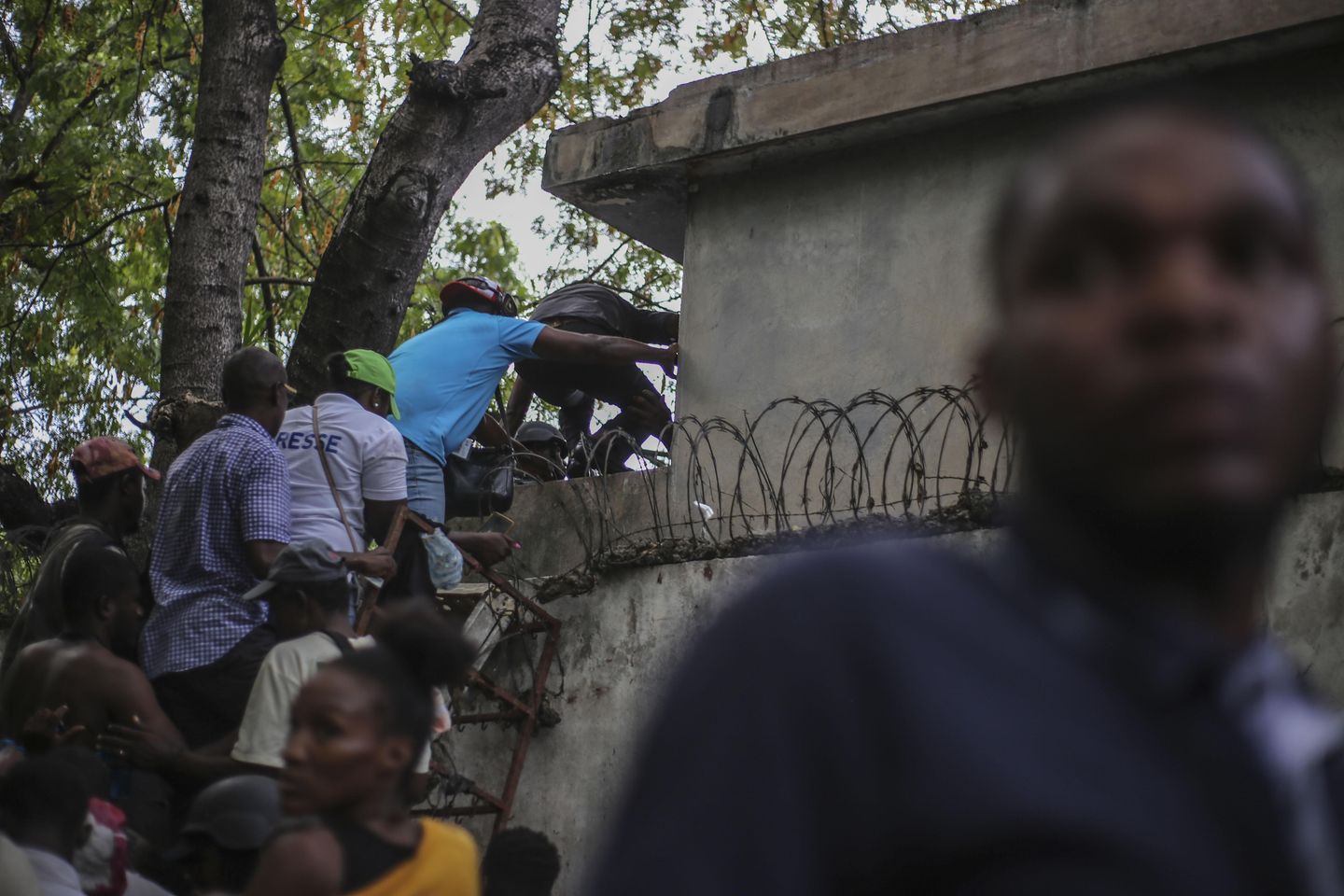 Central American troops arrive in Haiti to reinforce mission to restore order