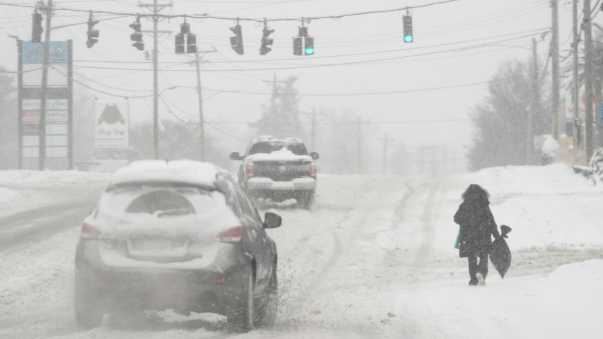 Five killed in winter storm - as US states declare emergency