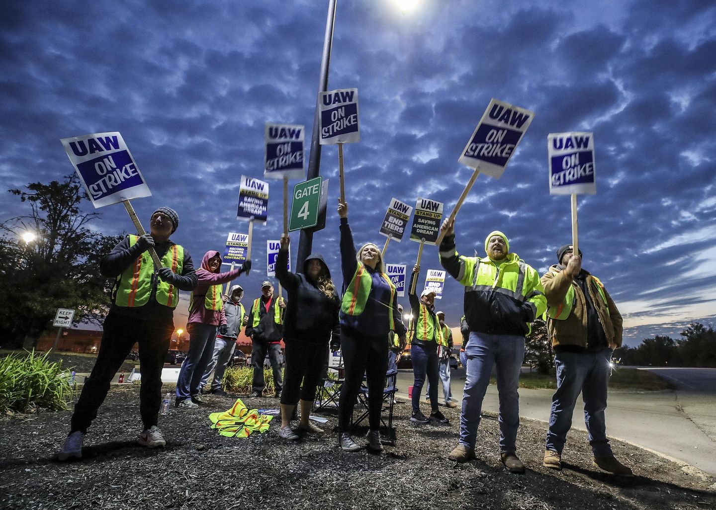 UAW moves to hold union election at Ford joint venture plant