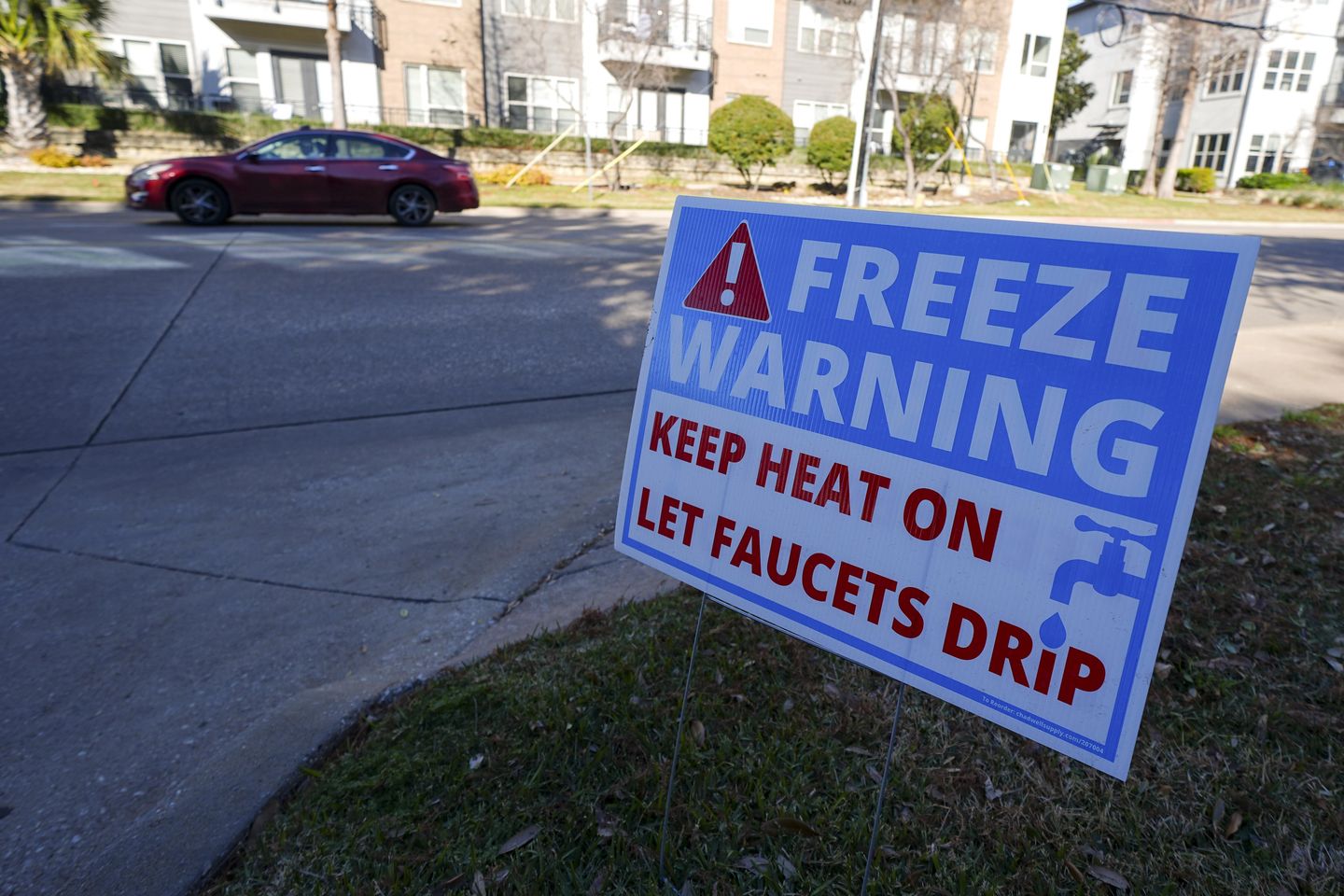 The polar vortex sets its sights on Texas and neighboring states, with snow expected