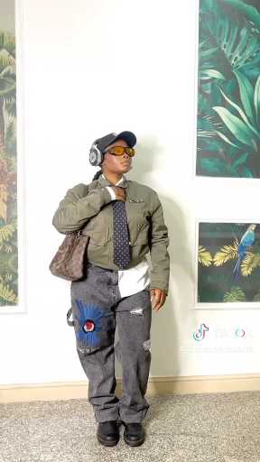 Baggy outfit idea 

Cc:Amourvictoria

Follow our page