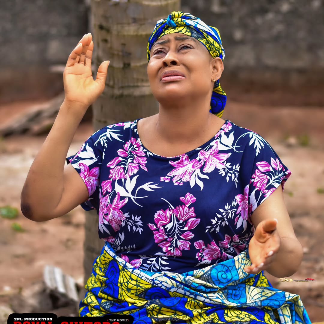 Actress Ngozi Ezeonu scolds ladies without bras at audition