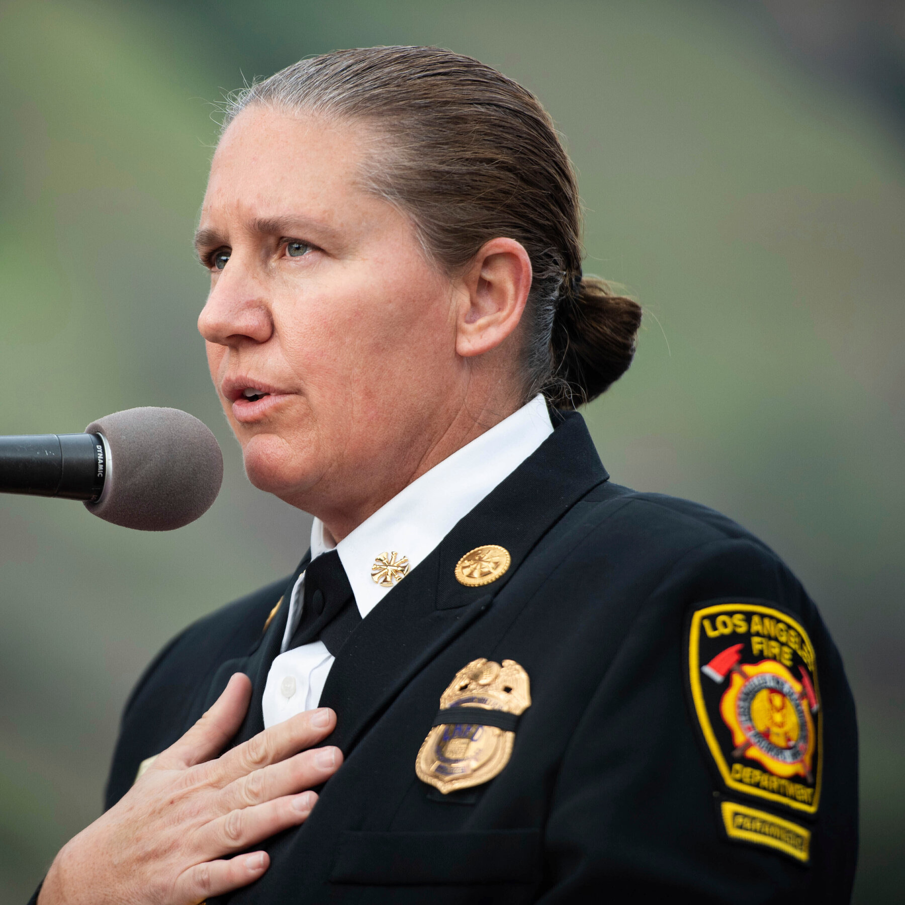 Los Angeles Fire Chief Faces Calls for Resignation