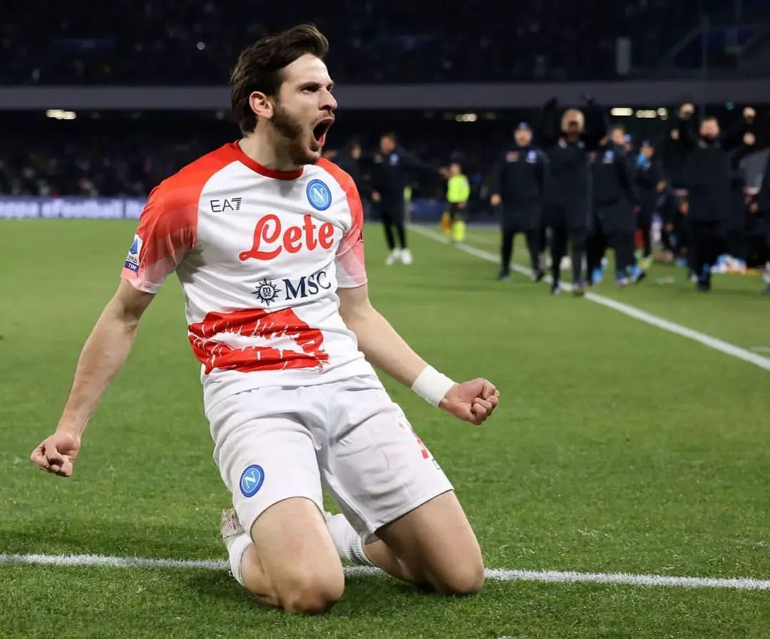 Kvaratskhelia Bids Farewell To Napoli Fans Ahead PSG Transfer