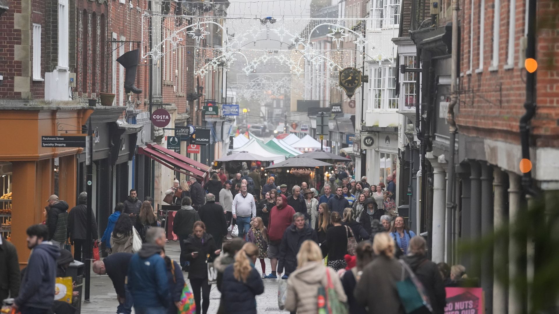 Surprise fall in retail sales in crucial Christmas shopping month