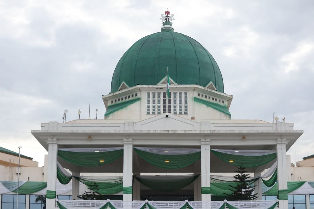 Senators question feasibility of 15% inflation target amid budget talks