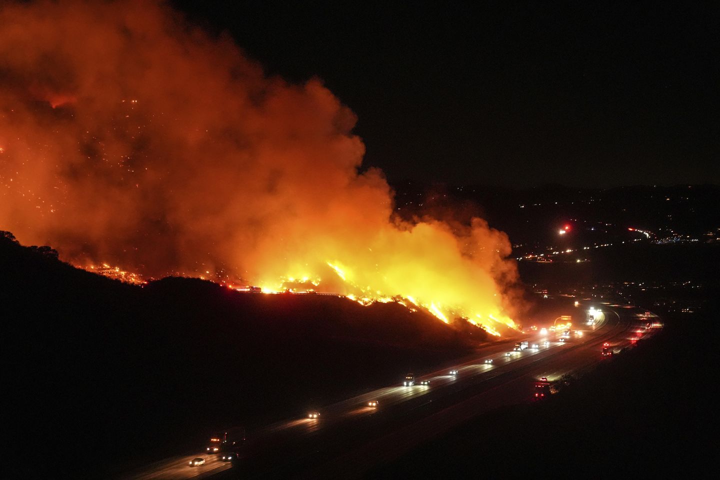 New fires break out in Southern California