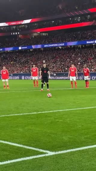  Lewy can't miss
cc: fcbarcelona
#sports