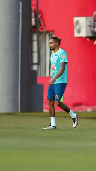 smooth
cc: raphinha
#sports