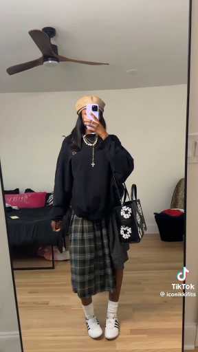 Baggy outfits ideas 

Cc:Iconikkifits

Follow our page