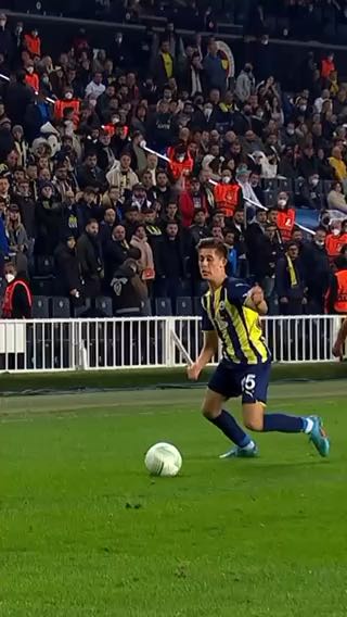  i Arda Güler gliding
cc: conferenceleague
#sports