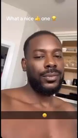  Adekunle Gold agba cook
cc: tooxclusive_com
#music