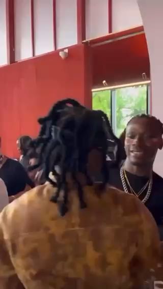  Fireboy DML and Magixx linked up
cc: