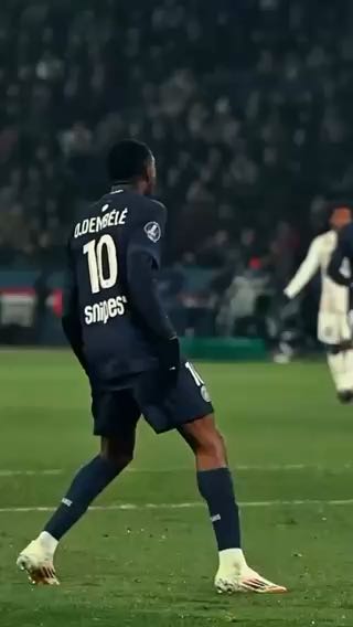 Poetry in motion
cc: psg
#sports