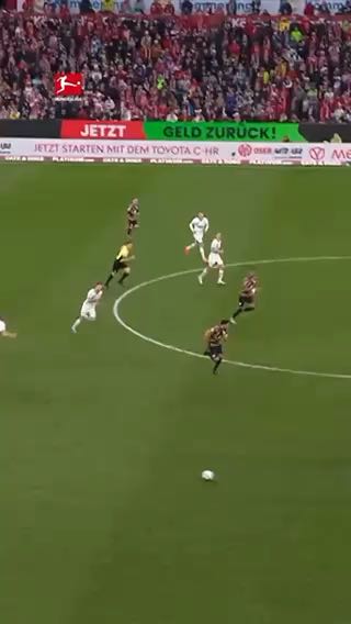 Stop that, Dapo_Afolayan!
cc: bundesliga
#sports