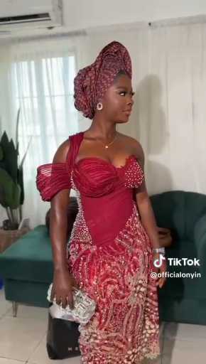 Owambe outfit idea

Cc: Officialoyin

Follow our