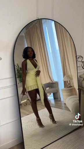 Dinner date outfit idea

Cc: Lifeofsimi 

Follow