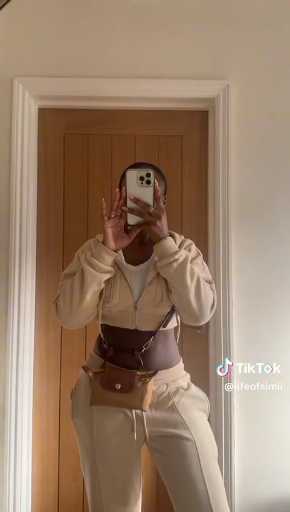 Joggers outfit idea

Cc:Lifeofsimi

Follow our page