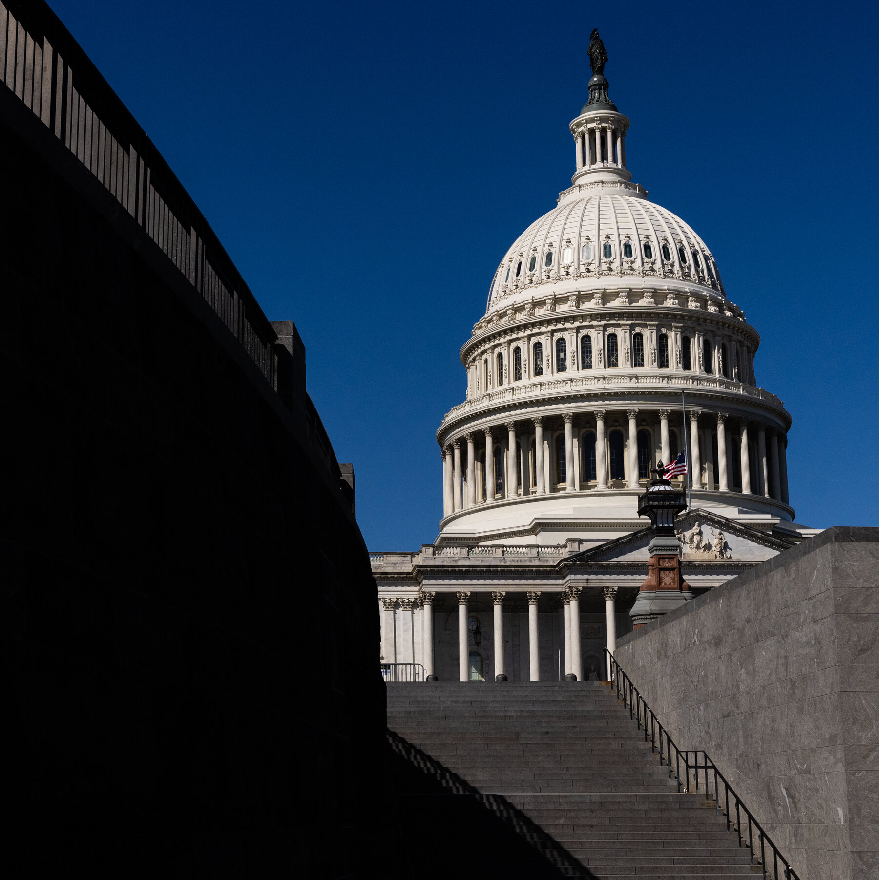 U.S. Could Run Out of Cash by July, Analysis Finds