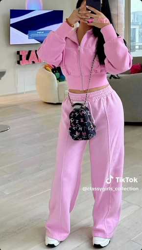 Joggers outfits ideas 

Cc: Classygirlscollection 

Follow our