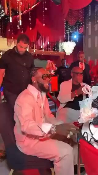  Odogwu and Baba Odogwu
cc: tooxclusive_com
#music