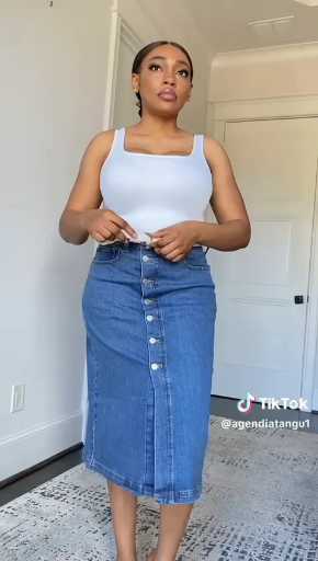 How to style a denim skirt 

Cc:CAT