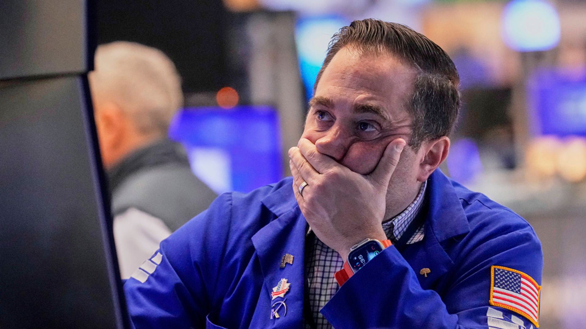 US markets fall as AI chipmakers mourn restrictions on China exports