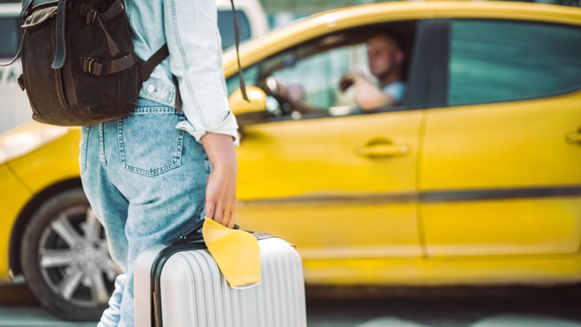'Ryanair is refusing to cover all my expenses after cancelled flight - who is right?'