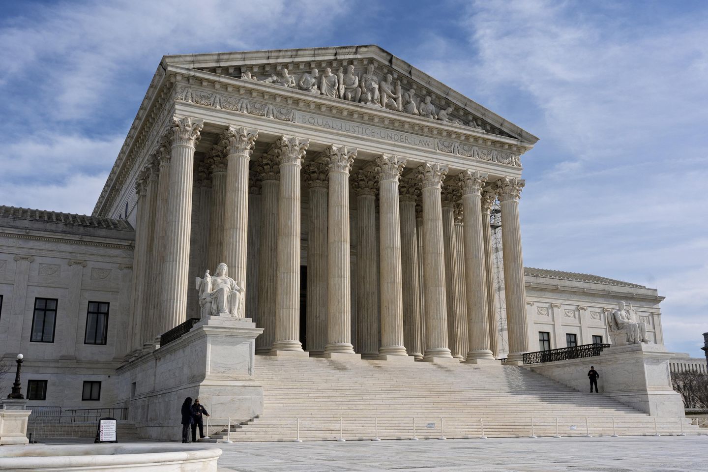 Supreme Court weighs arguments from fuel producers over California's EV push