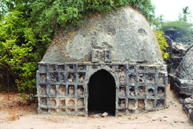 Pate Island Mosque: Echoes of a Swahili Legacy