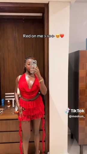 Two pieces outfit idea

Cc: Meekun 

Follow