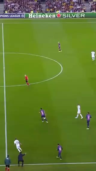  Iconic memory: Lautaro in Barcelona
cc; inter