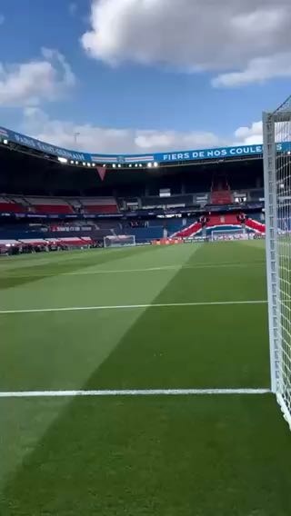 The scene is set.
cc: arsenal
#sports