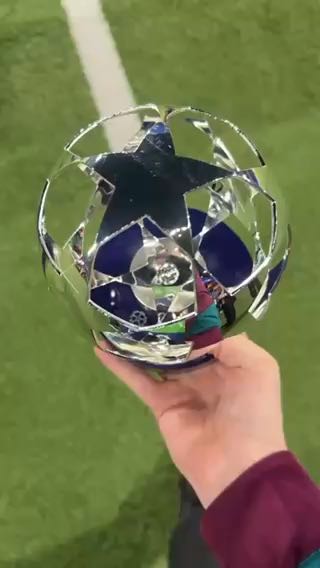  MVVVVVP!
'We're in the finals! »
cc;