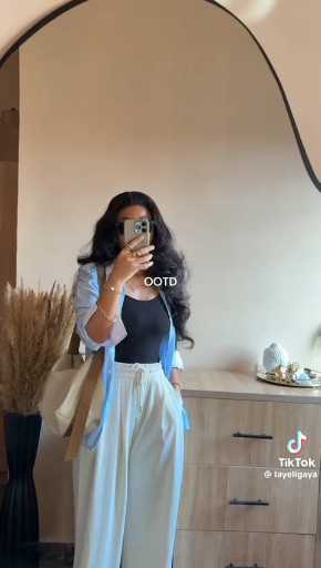 Casual outfit idea
Cc: Classygirlscollection
Follow our